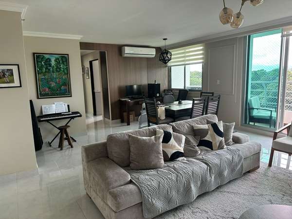 VENDO LINDO APARTAMENTO EN CLAYTON CON EXCELENTE VISTA
