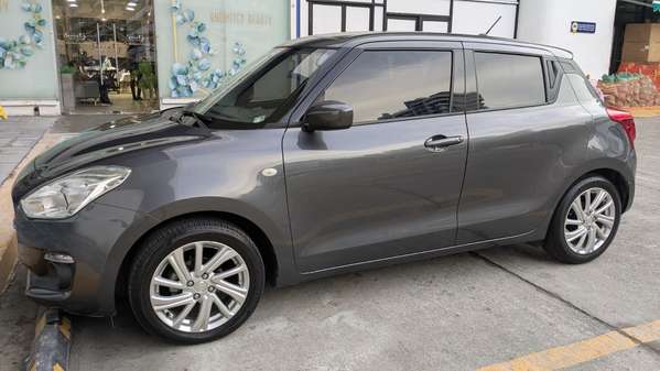  SUZUKI SWIFT 2022 – ¡COMO NUEVO / SÓLO 13,482 KM!