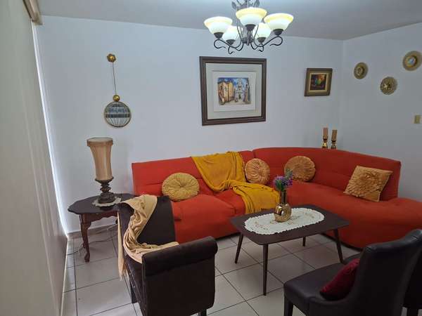 Alquiler de apartamento completamente amueblado 
