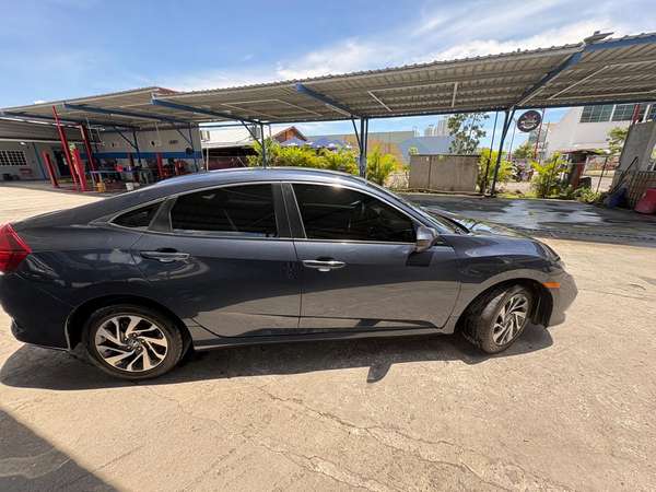 Vendo Honda Civic 2019