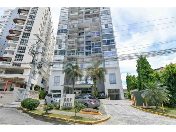 En venta apartamento en Hato Pintado - PH Sky Level