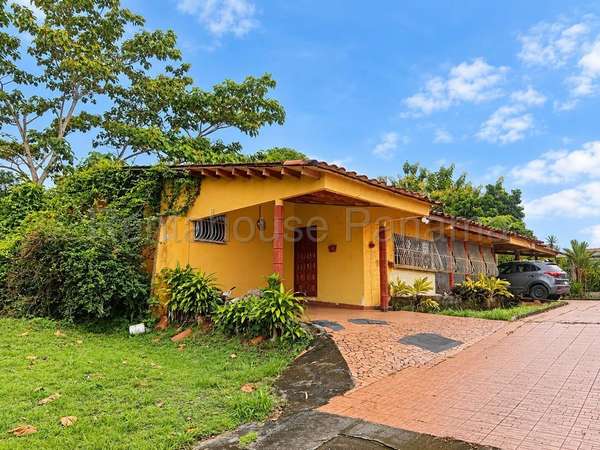 Casa en Venta Milla 8 27SPCG3267