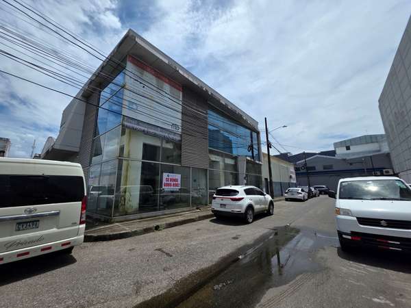 Banco vende propiedad comercial en Zona Libre de Colón