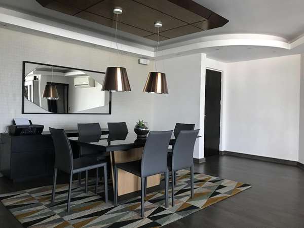 Venta de apartamento amoblado en Ph Highland View 25MVCH229