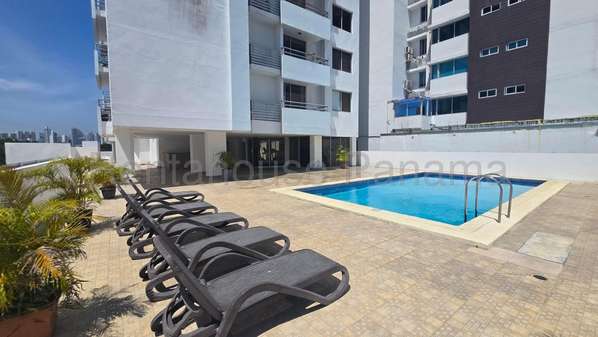 Apartamento en Venta Parque Lefevre 27EPP1657