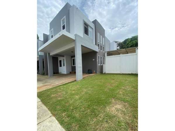 VENTA DE CASA ESQUINERA EN PASEO DEL NORTE BRISAS DEL GOLF
