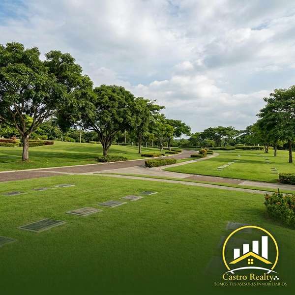 Disponible lote familiar en Jardín de Paz – Panamá. Capacidad para 2 espacios funerarios. Ubicación exclusiva y de alta 