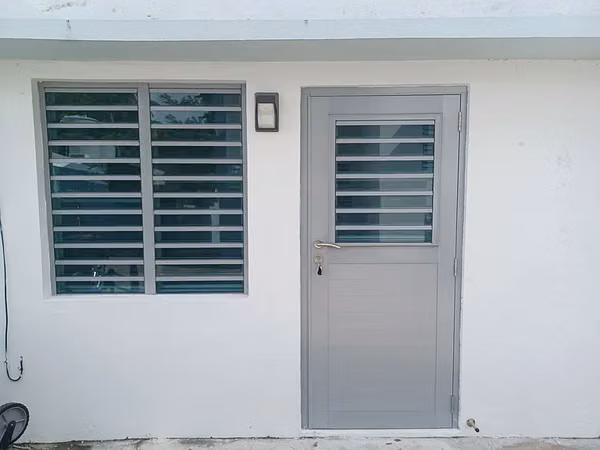 Beautiful 2 bedroom and 1 bathroom apartment
