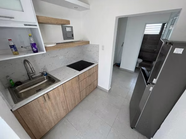 Casa 3-1 recién remodelada Bo. Amelia