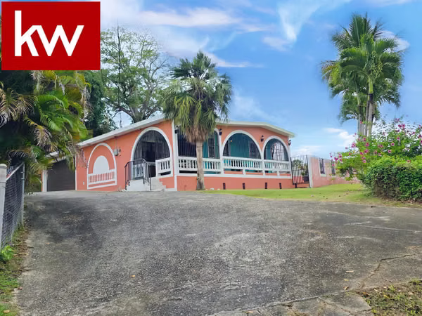 Bo. Texas, House in Las Piedras