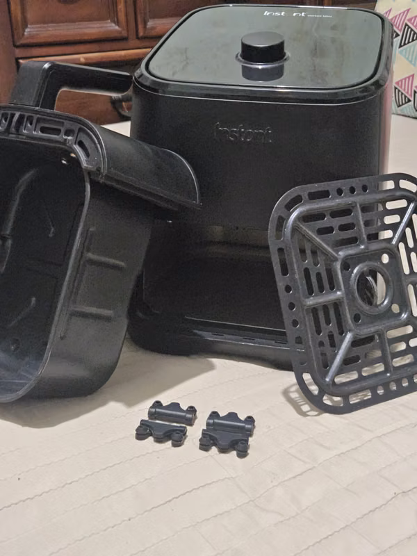 Instant Vortex Mini Air Fryer - Used, All Parts Included