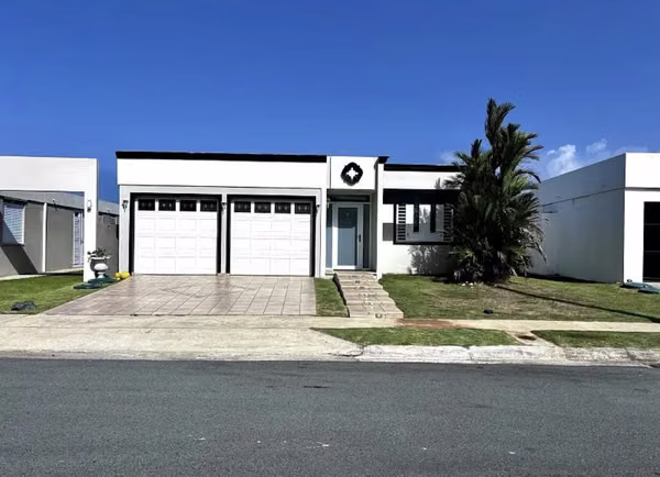 Long term rental: 3 bedroom family house