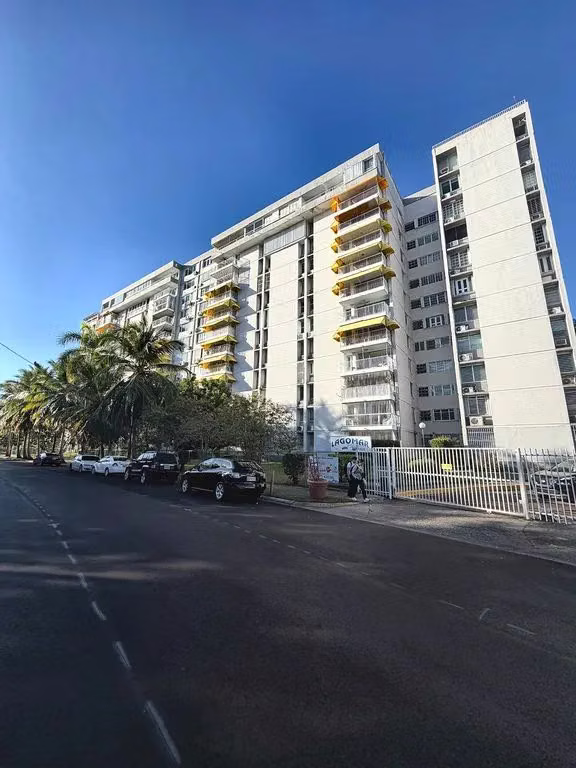 One bedroom apartment with amenities