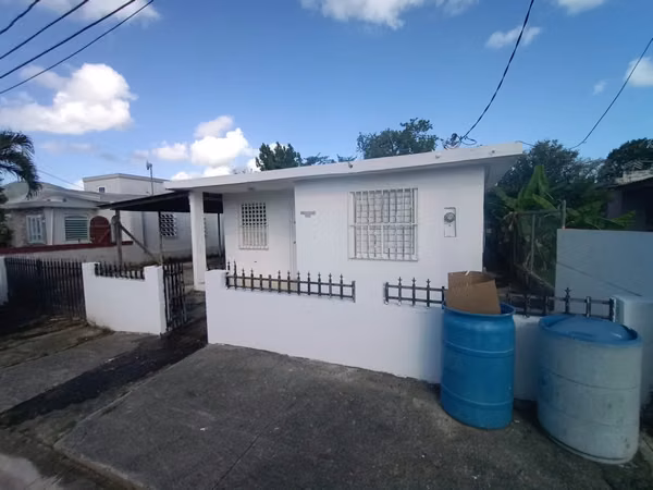 Se alquila casa 