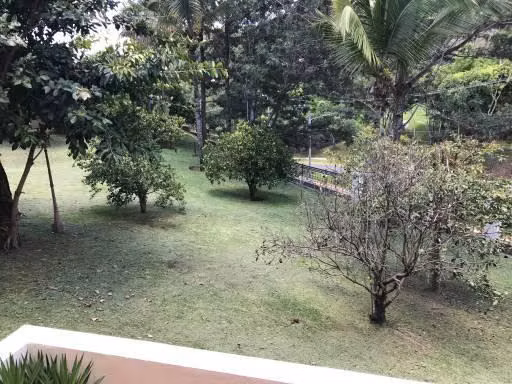 PRECIOSA RESIDENCIA EN PORTONES DE MADRESELVA