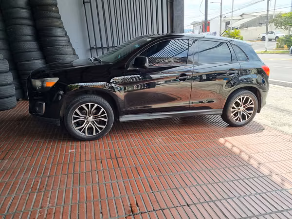 RENTA  OUTLANDER SPORT $35  c/seguro MIN 5 DIAS.  INGLES (JUST IN CASE)