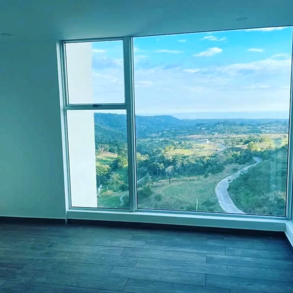SE VENDE O ALQUILA APARTAMENTO EN TORRE FORESTA/ EL ENCANTO / ZARAGOZA.