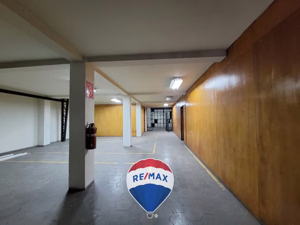 EDIFICIO EN VENTA. SOYAPANGO, A 200 M BLVR. DEL EJERCITO, ANT. CTRA PANAMERICANA