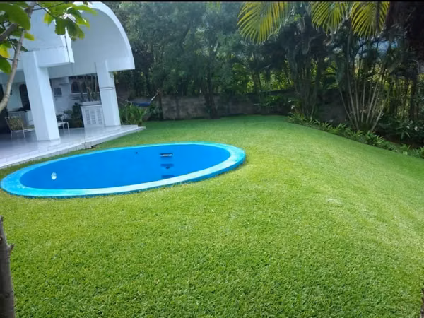 VENDO HERMOSA CASA EN EL LAGO DE COATEPEQUE / TODO NUEVO