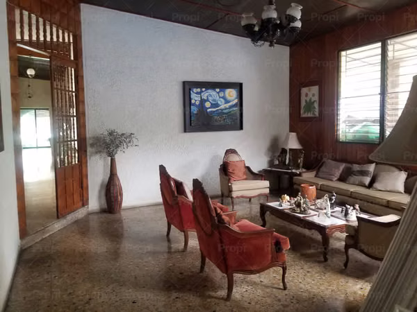 Casa en venta en Lomas de San Francisco, San Salvador. #2470