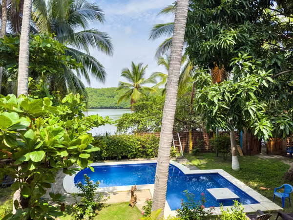 FOR SALE  RANCHO FULL FURNISHED IN FRONT OF ESTUARY IN SANTIAGO BAR