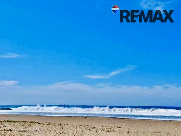 PLAYA MALIBU, SONSONATE, CASA EN VENTA. C ACCESO AL MAR, PRIVADO