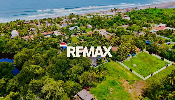 PLAYA MALIBU, SONSONATE, CASA EN VENTA. C ACCESO AL MAR, PRIVADO