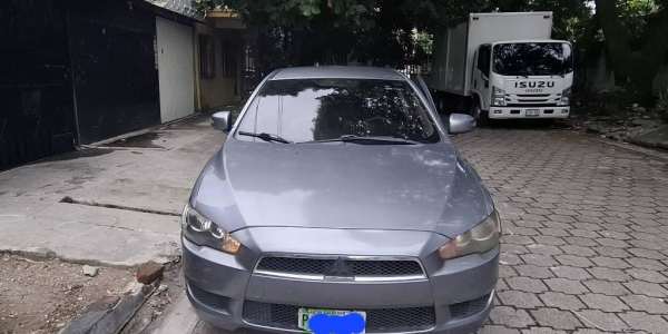 Vendo Mitsubishi Lancer 2015 Automático