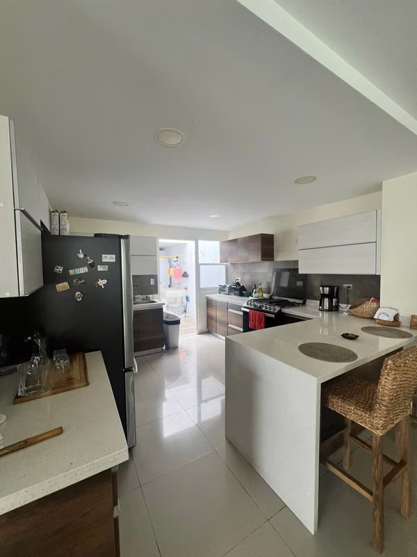 Residencial Santa Elena - Casa en Alquiler Antiguo Cuscatlán #3437