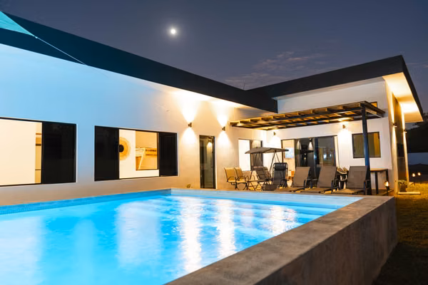 Costa del Sol - Casa en Venta en San Luis La Herradura #3440