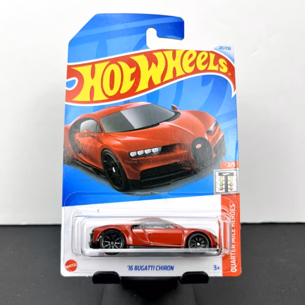 Hot Wheels 16 Bugatti Chiron.