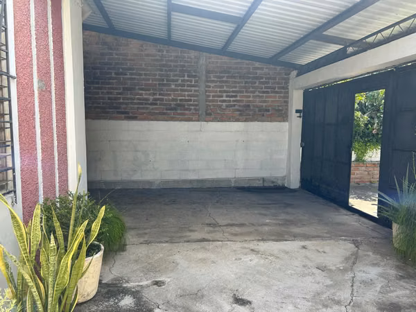 For Sale House Urbanization La Ermita, Apopa