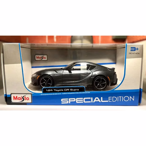 METAL Toyota GR Supra Special Edition 1:24 Maisto.