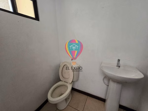 VENDO PRECIOSA CASA EN RESIDENCIAL LA HACIENDA, SAN JOSE VILLA NUEVA