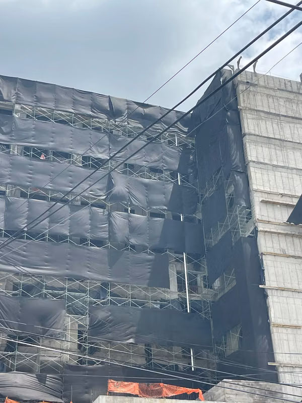 Vendo DERECHO  de Apartamento  en Colonia Escalon, cerca del Word Trade Center , San Salvador