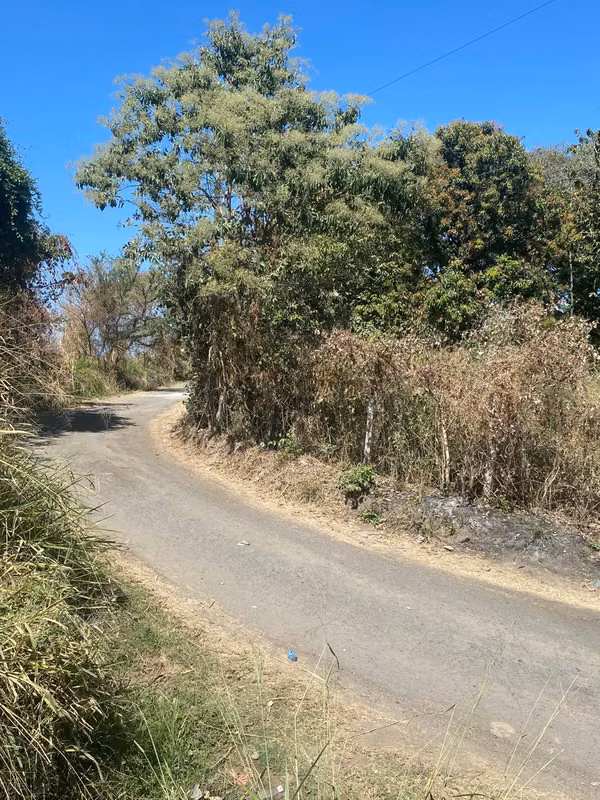 VENTA 17000 VARAS REDONDEL VALLE DULCE SAN SALVADOR