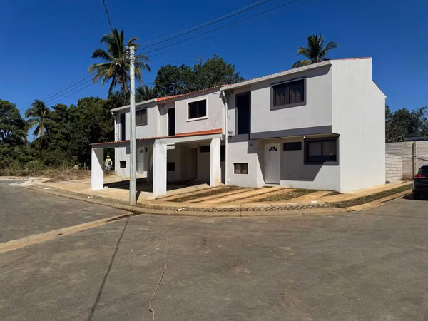 Casas a estrenar Residencial Florencia en Sonsonate