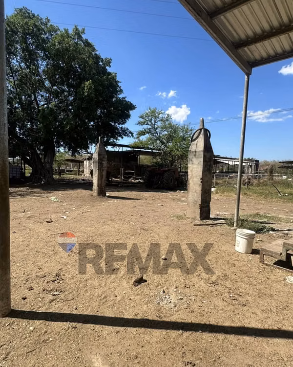 SONSONATE, HACIENDA GANADERA Y AGRÍCOLA EN PRODUCCIÓN. CONEXIÓN DIRECTA CON ACAJUTLA