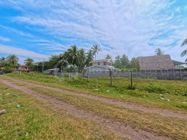 Terreno de playa en venta - Costa Azul (Primera fila)