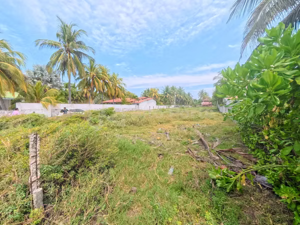 Terreno de playa en venta - Costa Azul (Primera fila)