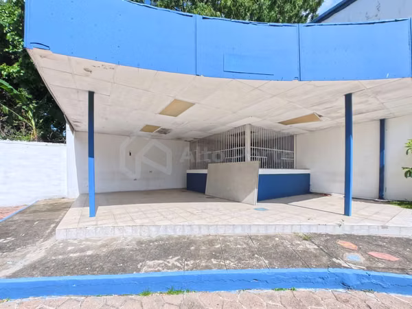 Edificio en venta en Santa Ana