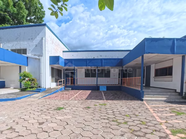 Edificio en venta en Santa Ana
