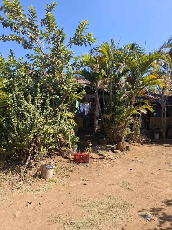 VENTA 12 .5 MANZANAS  ZONA QUINTAS DE MONTECRISTO SANTA ANA