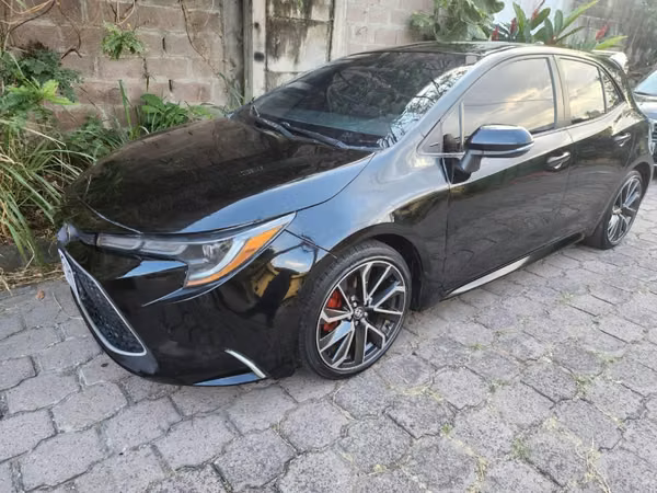 2021 Toyota Corolla Hatchback XSE
