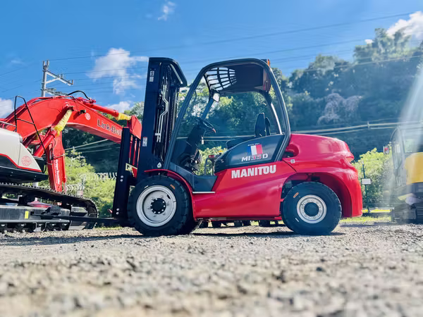 2026 Montacargas Diesel 3.5 TONS Marca Francesa manitou con altura de 4.5 metros y garantía