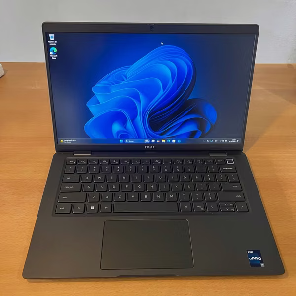 Laptop Dell Latitude 7430 I7 1265u 16gb RAM y 256gb de almacenamiento M.2