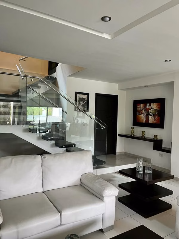 CASA EN ALQUILER O VENTA FULL AMUEBLADA EN RESIDENCIAL LOS SUEÑOS