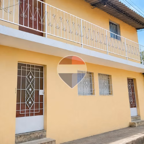 House with large land for sale in the heart of Puerto de La Libertad