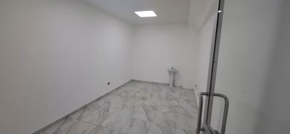 MODERNOS LOCALES COL. MEDICA PARA CLINICAS Y OFICINAS, MODERNOS, BONITOS EN ZONA COLONIA MEDICA, EXCELENTE UBICACION Y BUENOS PRECIOS.