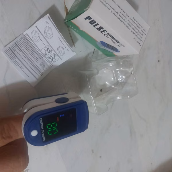 DIGITAL FINGER OXYMETER